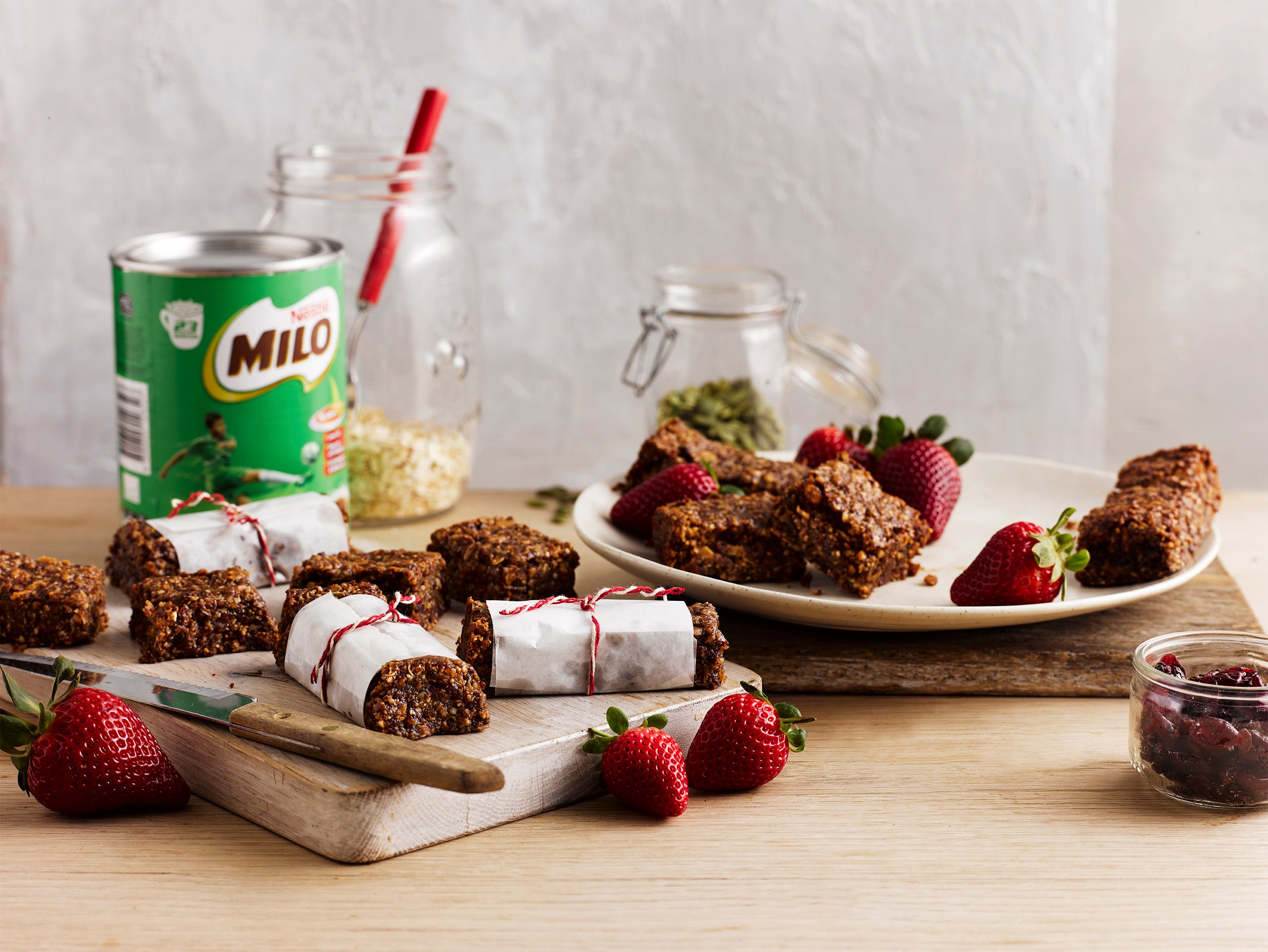 MILO® MUESLI SLICE MILO® Australia